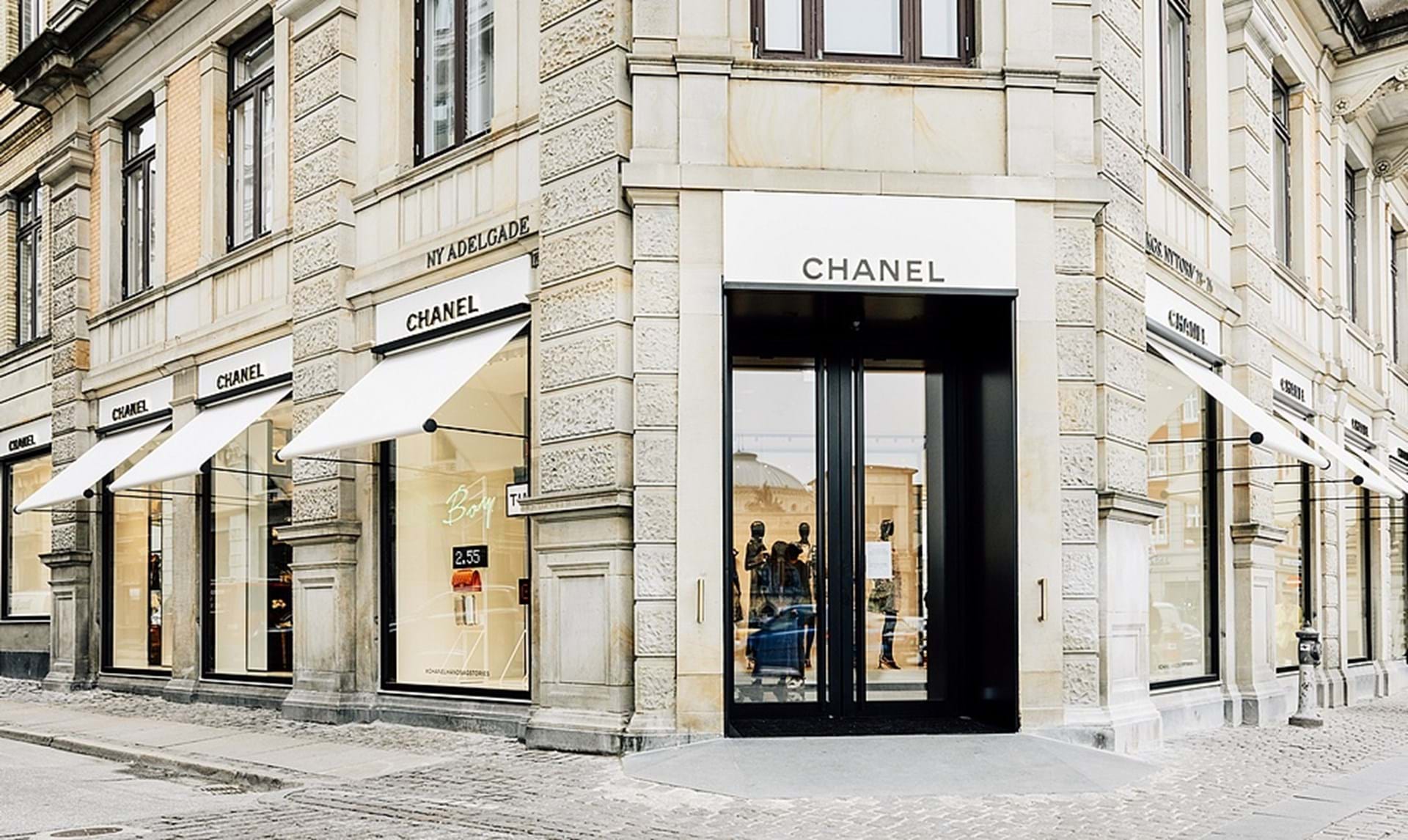 Se her, hvor Chanels ligger og, hvordan den ser ud -