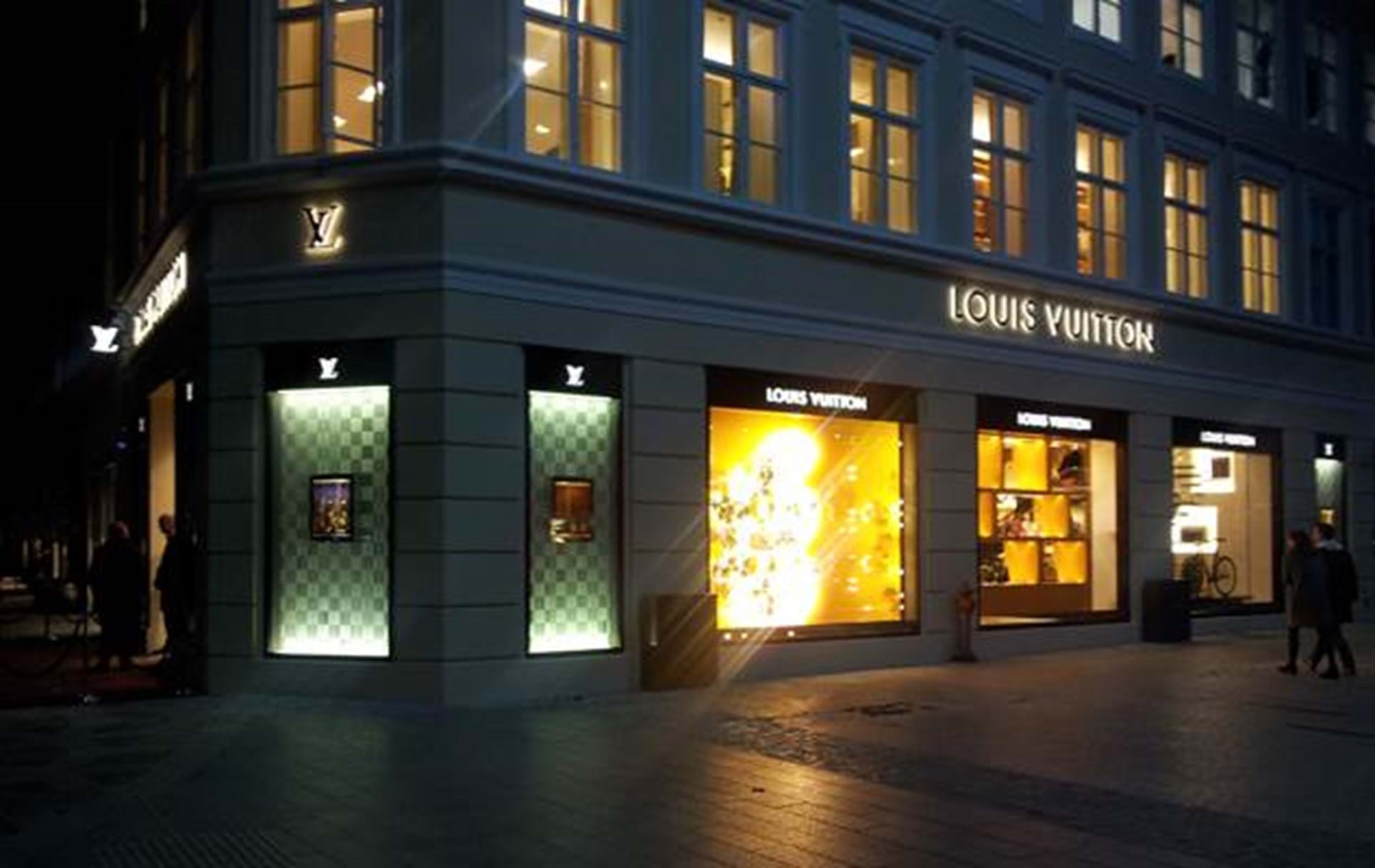 Til butikåbning af Louis Vuitton - Eurowoman 